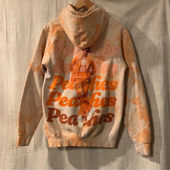 Peaches Justin Beiber sweater - Picture 5 of 7